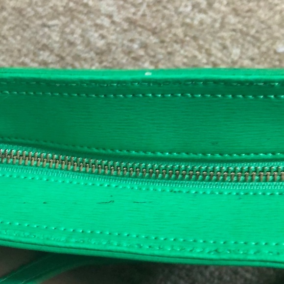 Bright green (so pretty!) Ralph Lauren tote. - Picture 8 of 8